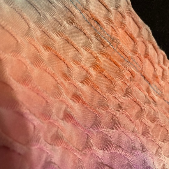 Textured Tie-Dye Bodycon Dress - Picture 5 of 7